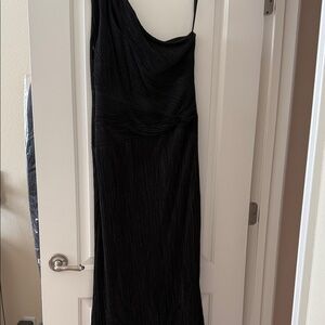 Aqua Chic One Shoulder Black Dress